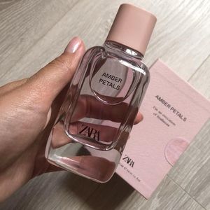 ISO Zara Amber Petals perfume, please tag me if you have it listed!